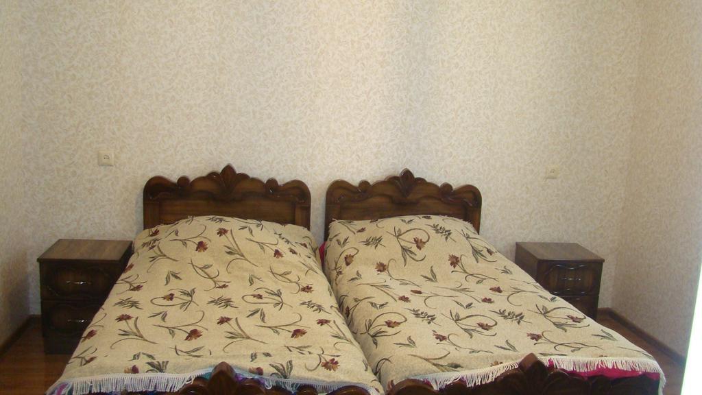 Guest House Tavaduri Mestia Exterior foto