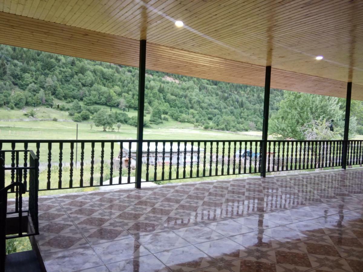 Guest House Tavaduri Mestia Exterior foto
